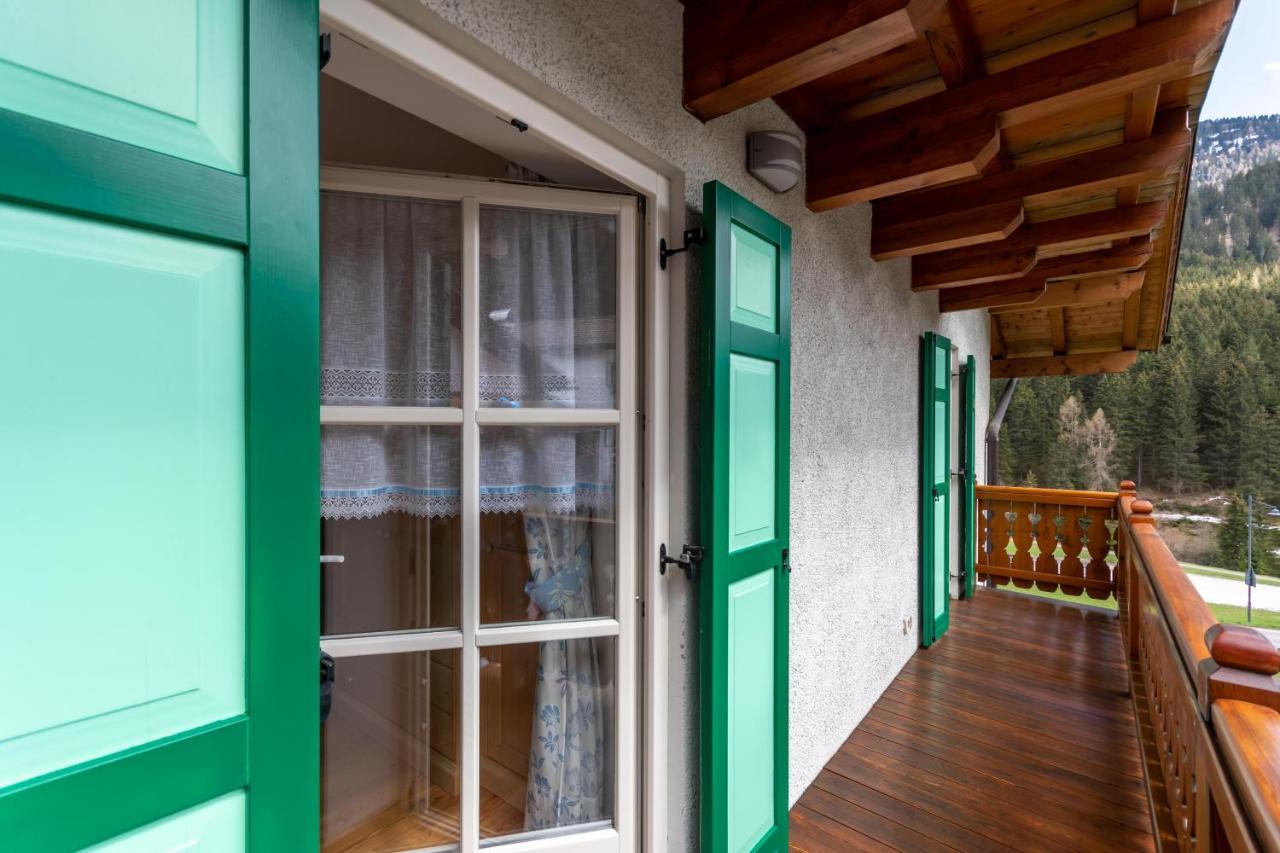 Chalet Butterfly 2 Mazzin Exterior photo